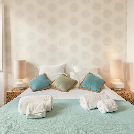 Enjoy Graca With A Balcony Overlooking The River *